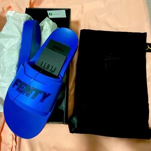 Sandals Fenty size 6,5